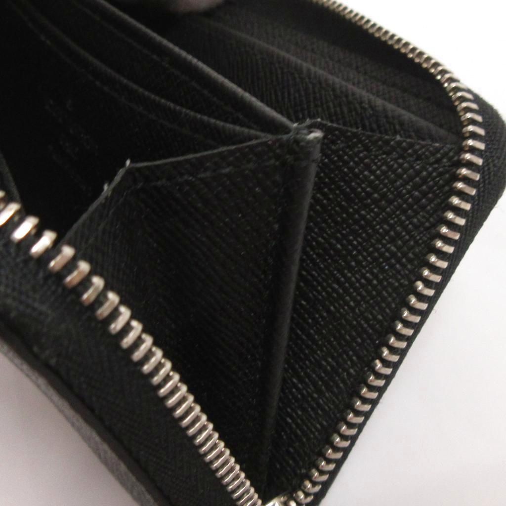 VUITTON