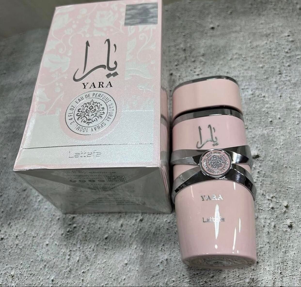 YARA BY LATTAFA (ドバイの香水) 新品箱付き Yara Perfume Women 100 ml by Lattafa EDP 100% ORIGINAL Dubai