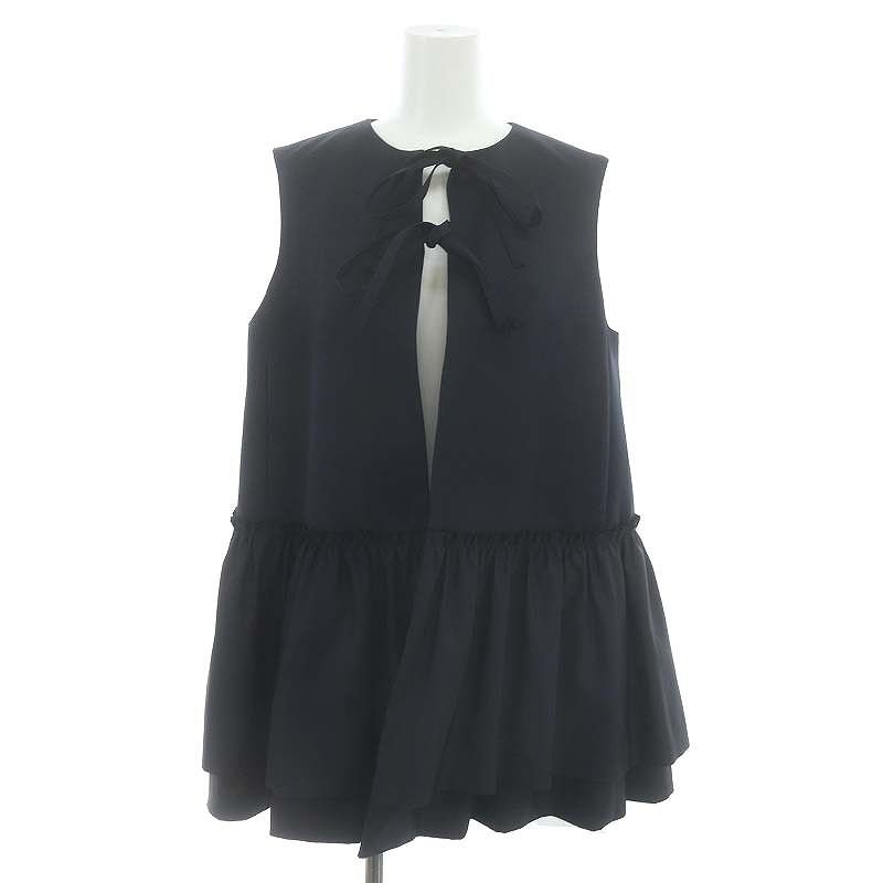 M-premier エムプルミエ　グログランオープンリボンペプラムジレペプラム黒 華やかなグログランオープンリボンペプラムジレはオールブラック