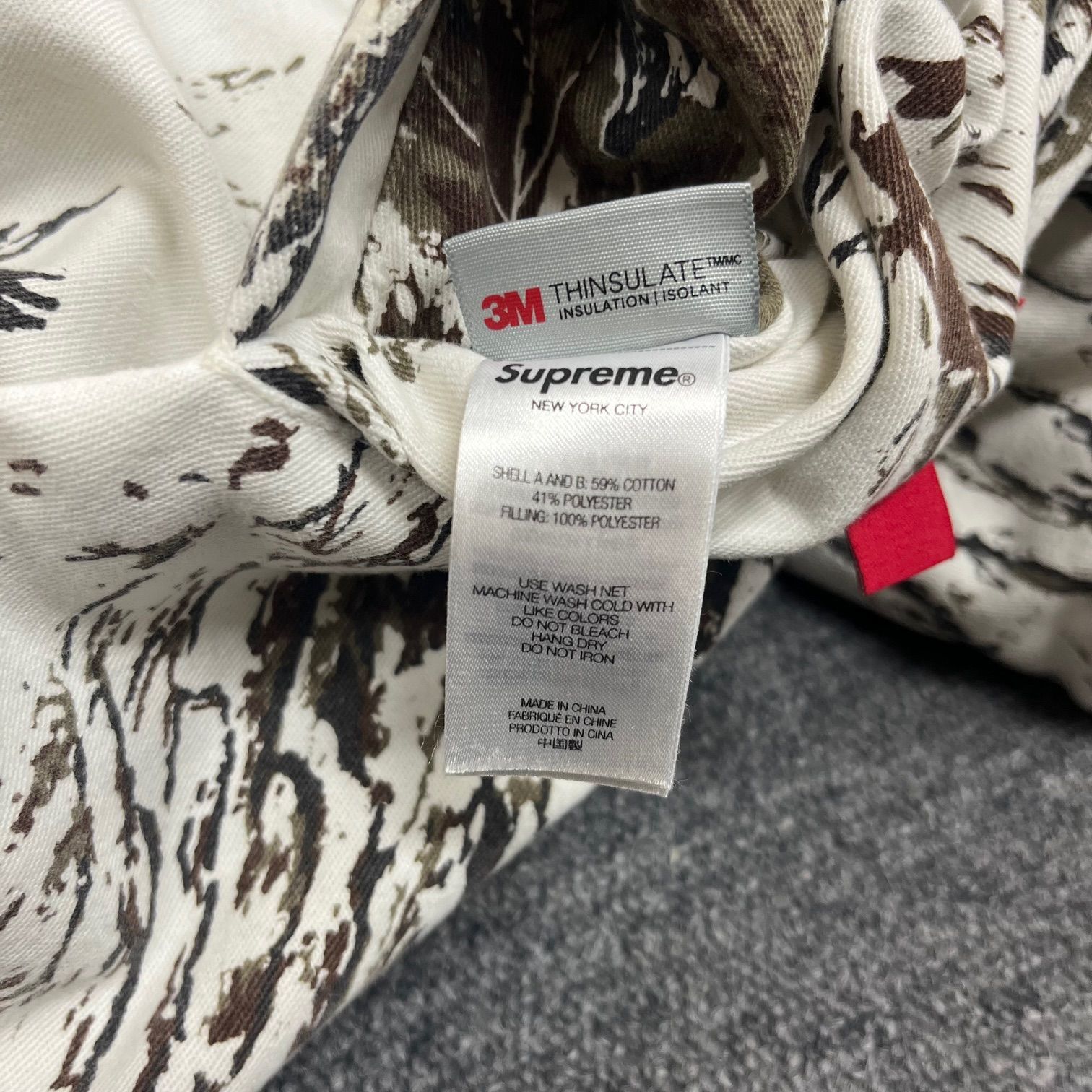 国内正規 Supreme 24SS RealTree Reversible Quilted Work