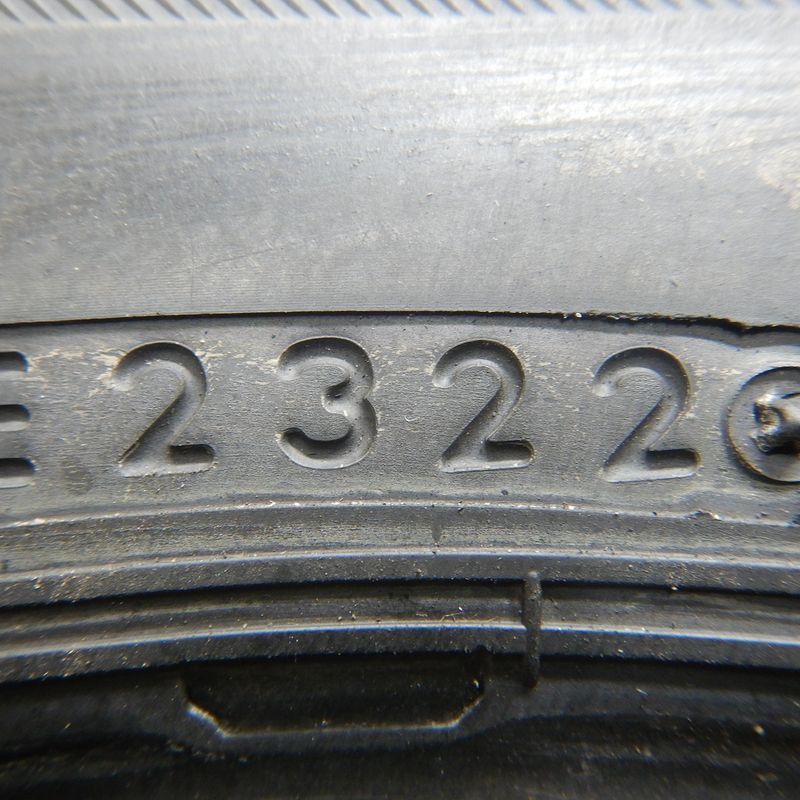 ノーマルタイヤ