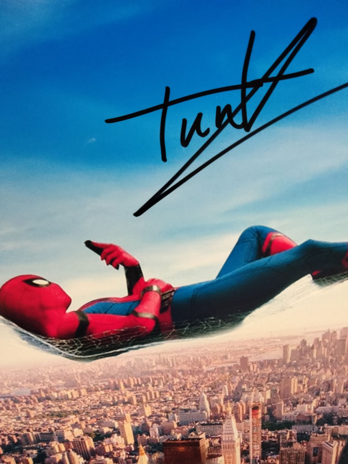 トム・ホランド直筆サイン入り超大型写真…Tom Holland…スパイダーマン-