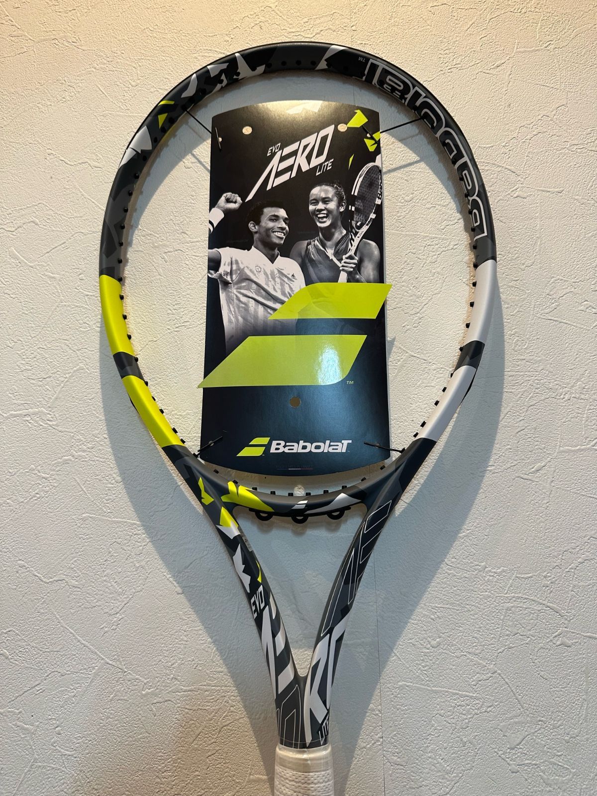 evoアエロ g2 値下げ‼️Babolat(バボラ) EVO AERO G2