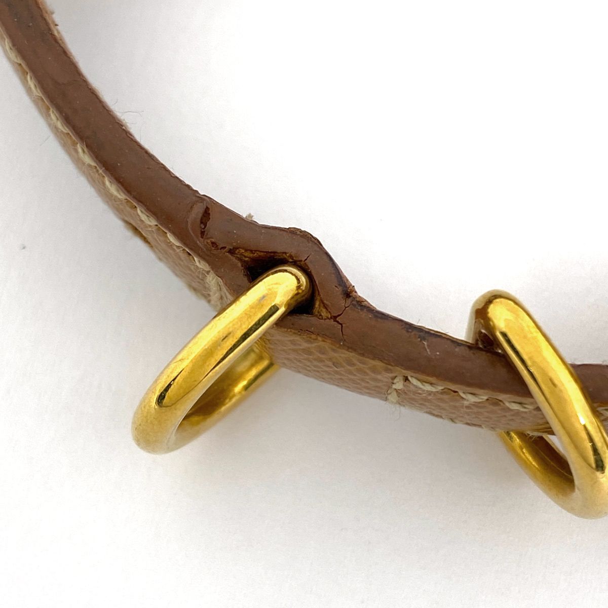 PRADA 編み込み レザー,メタル チャームブレスレット! PRADA プラダ