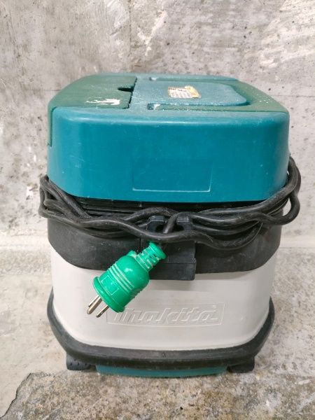 ◎マキタ 集じん機 484 P 型式不明 内部オーバーホール済み 動作 済み HRDEVELOPMENT_JP