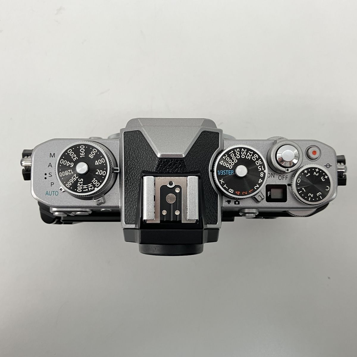 Nikon Z fc ミラーレス 一眼 カメラ ボディ ニコン 中古 美品