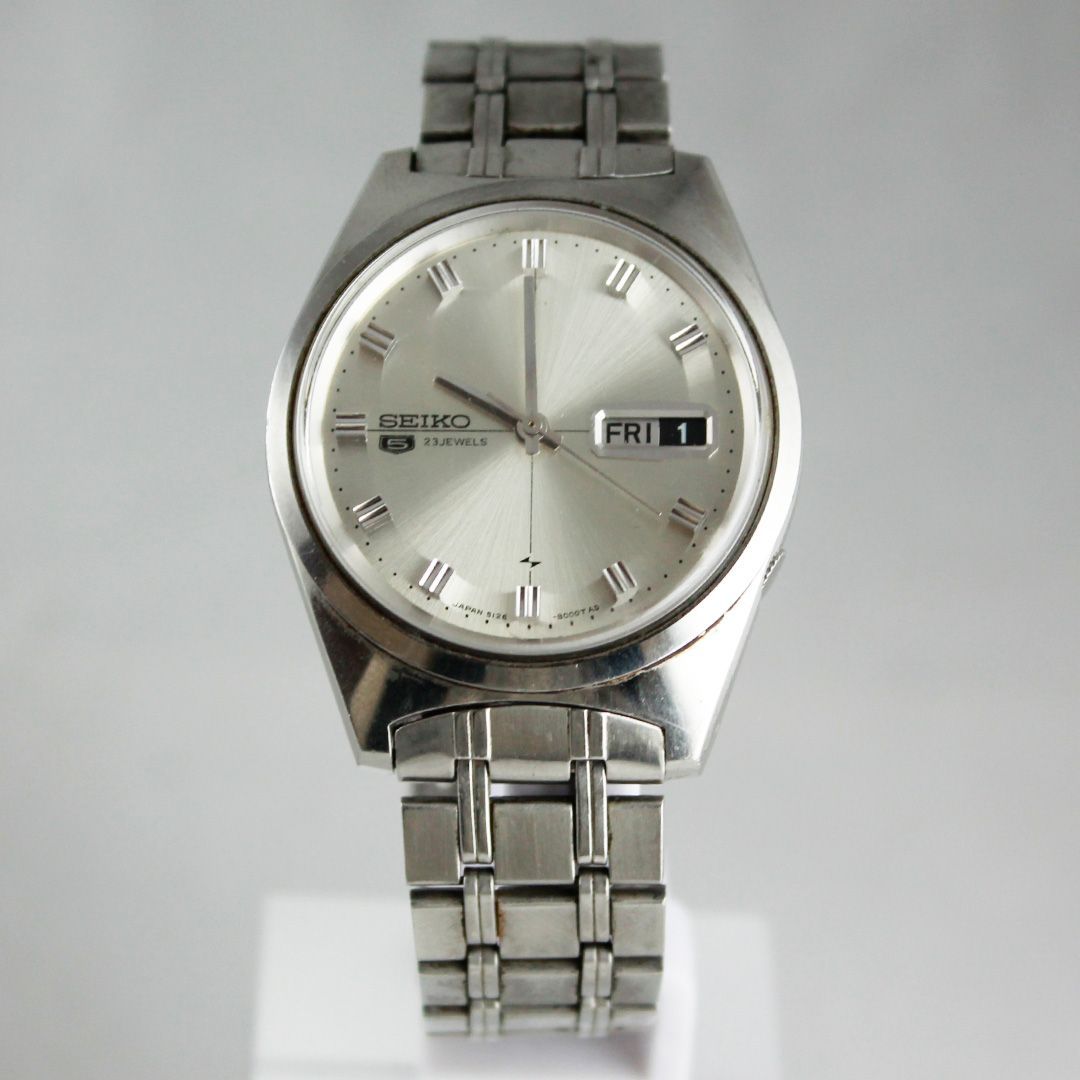 SEIKO セイコー5　5216-8000　自動巻き　23石　メンズ腕時計 SEIKO セイコー5 5216-8000 自動巻き 23石 メンズ腕時計