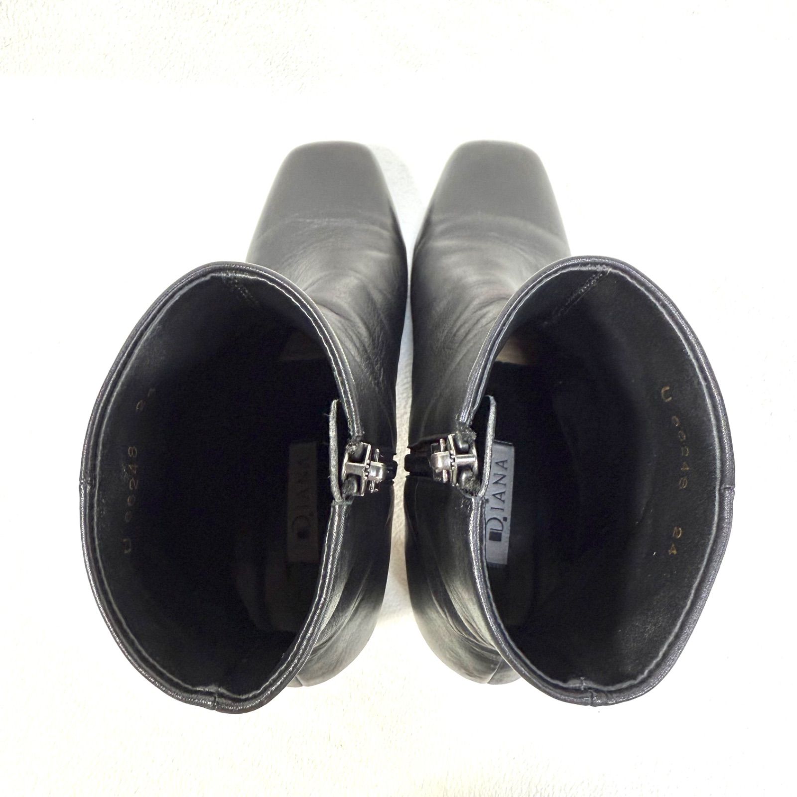 極美品✨ダイアナ スクエアトゥ サイドジップ ショートブーツ ブラック