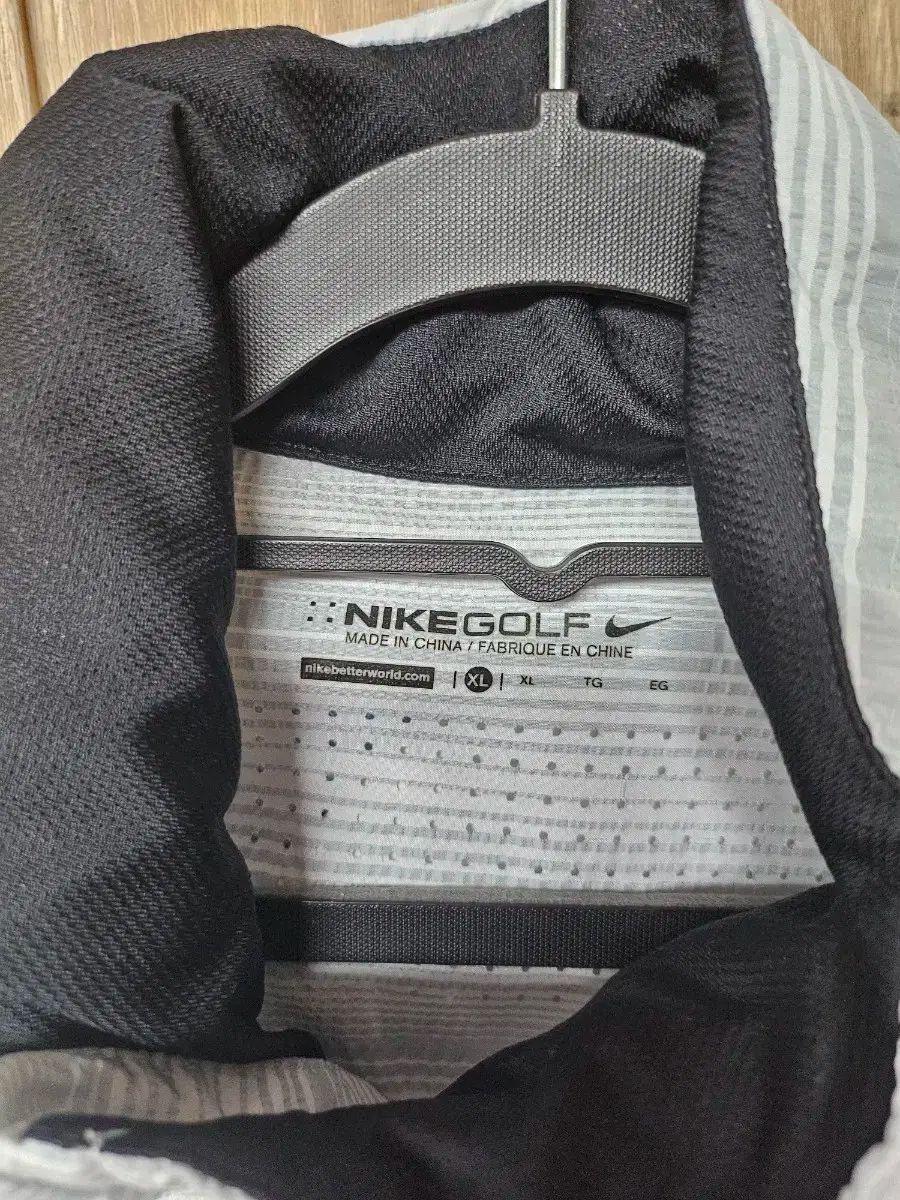 ナイキ　ゴルフ　ウィンドブレーカー XL NIKE(ナイキ) ゴルフ ウィンドブレーカー アウター XL