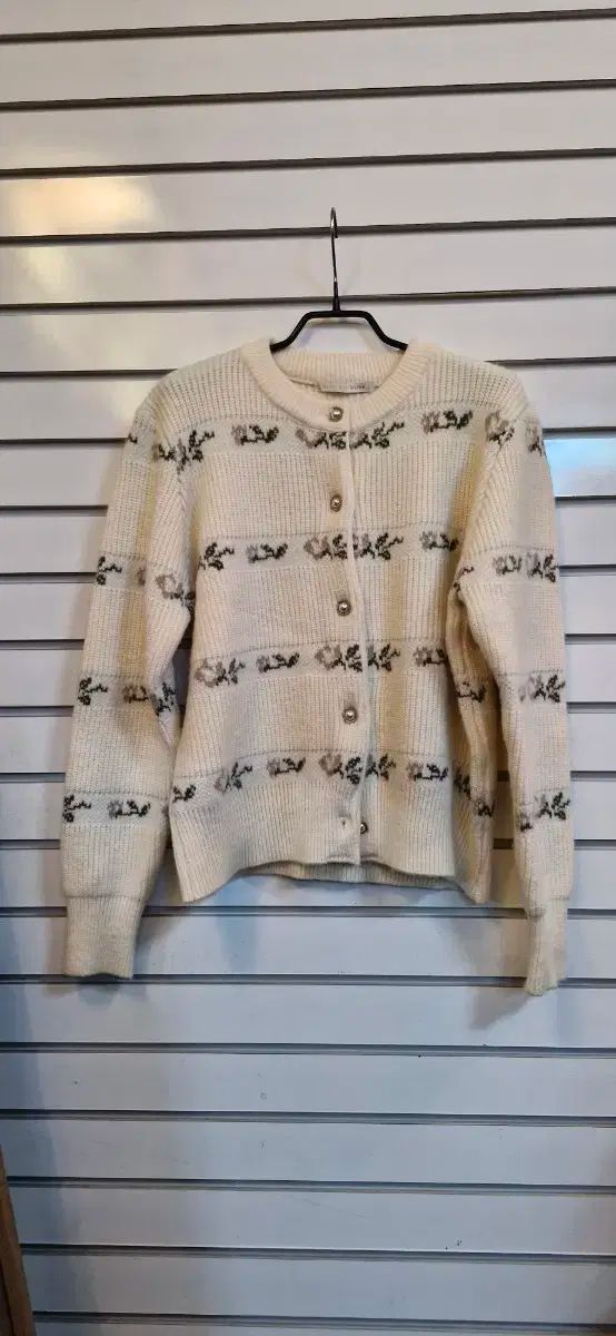 TO BE CHIC - トゥービーシック W5F53-521-09 ロングカーディガン 40 ブラック 鉤編み IT2S3AAR6PH2 トゥービーシック W5F53-521-09 ロングカーディガン 40 ブラック