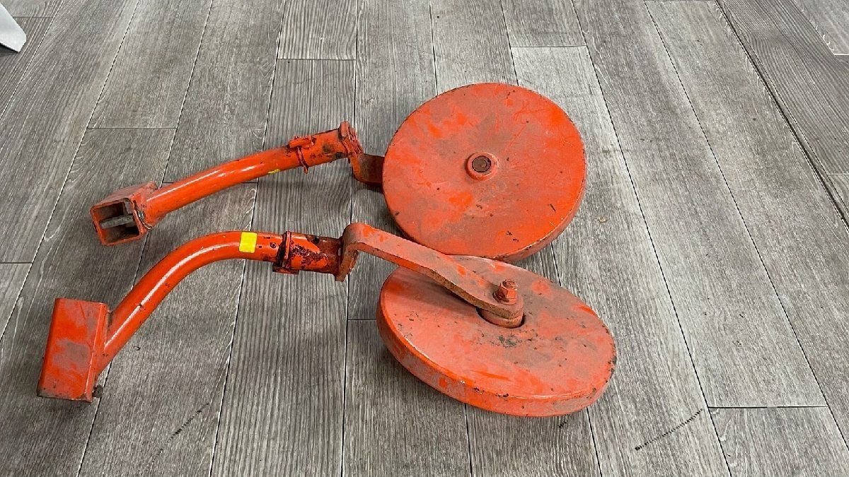 1968トラクター 尾輪 ビリン びりん ロータリ 左右2個セット|M7 YUZUMIYA_COM