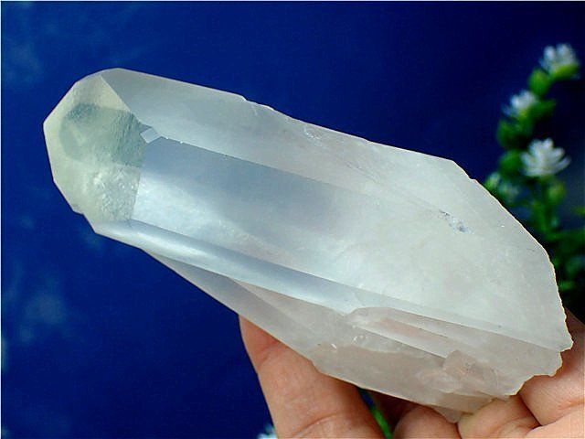 ◇超強いパワー天然水晶クラスターB87B6/69B39A - メルカリ