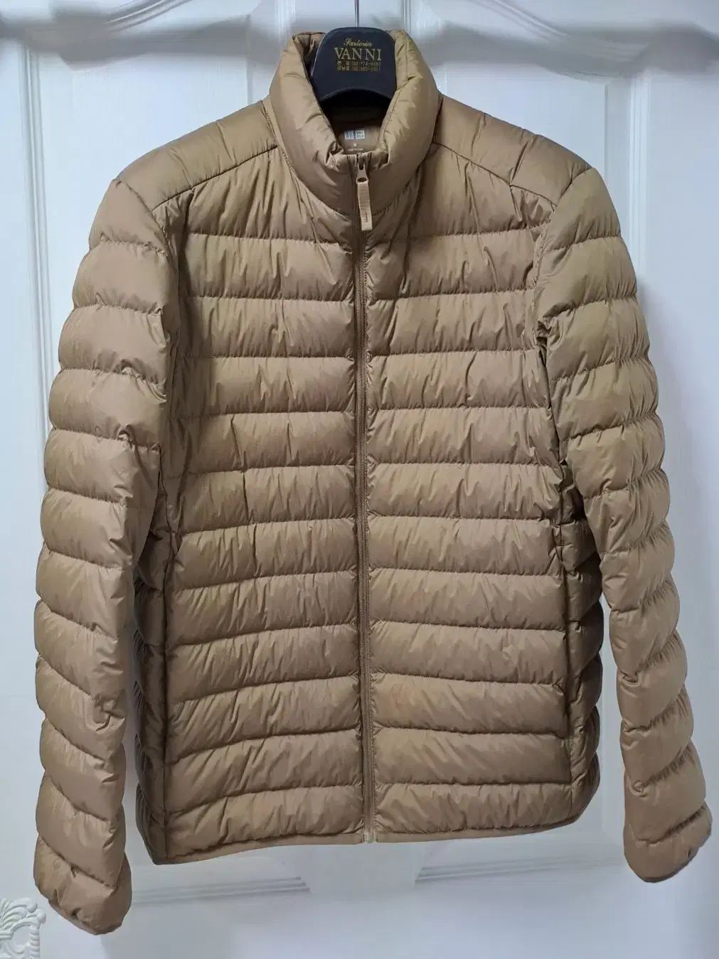 UNIQLO ユニクロ ウルトラ ライト ダウン ジャケット 軽量ダウン 軽量ジャンパー アウター ウインドブレーカー