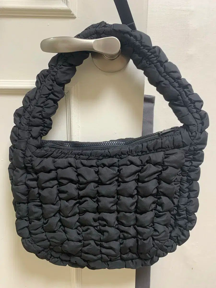 COS コス Quilted ミニバッグ キルティング クラウドバッグ ポップコーン バッグ クラウドバッグ