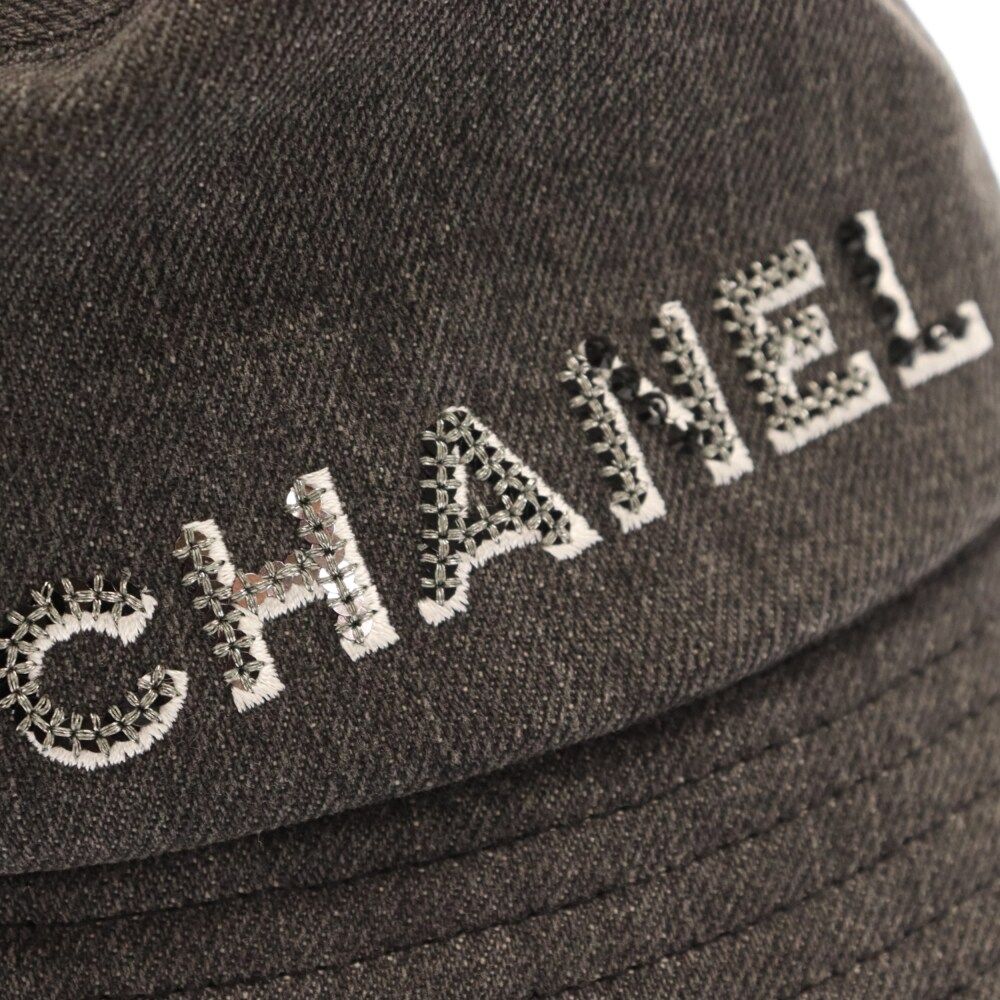 【24Cruise】CHANEL / ラインストーンロゴ入り バケットハット CHANEL (シャネル) ロゴラインストーン デニムバケットハット