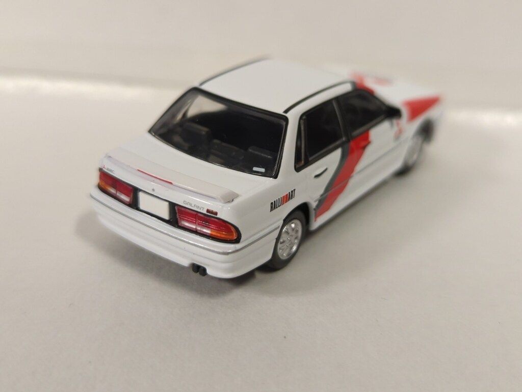 トミーテック TOMICA LIMITED VINTAGE NEO 三菱 ギャラン VR-4 RS (白