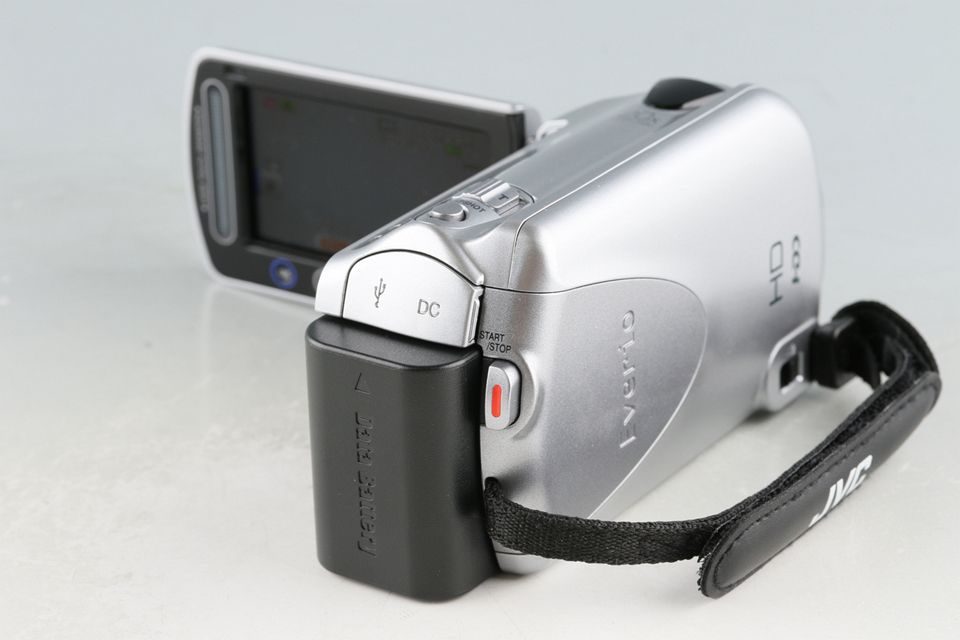 ＪＶC  Everio  GZ-HD500 JVC ビデオカメラ Everio GZ-HD500(S)｜ピーチクパーク
