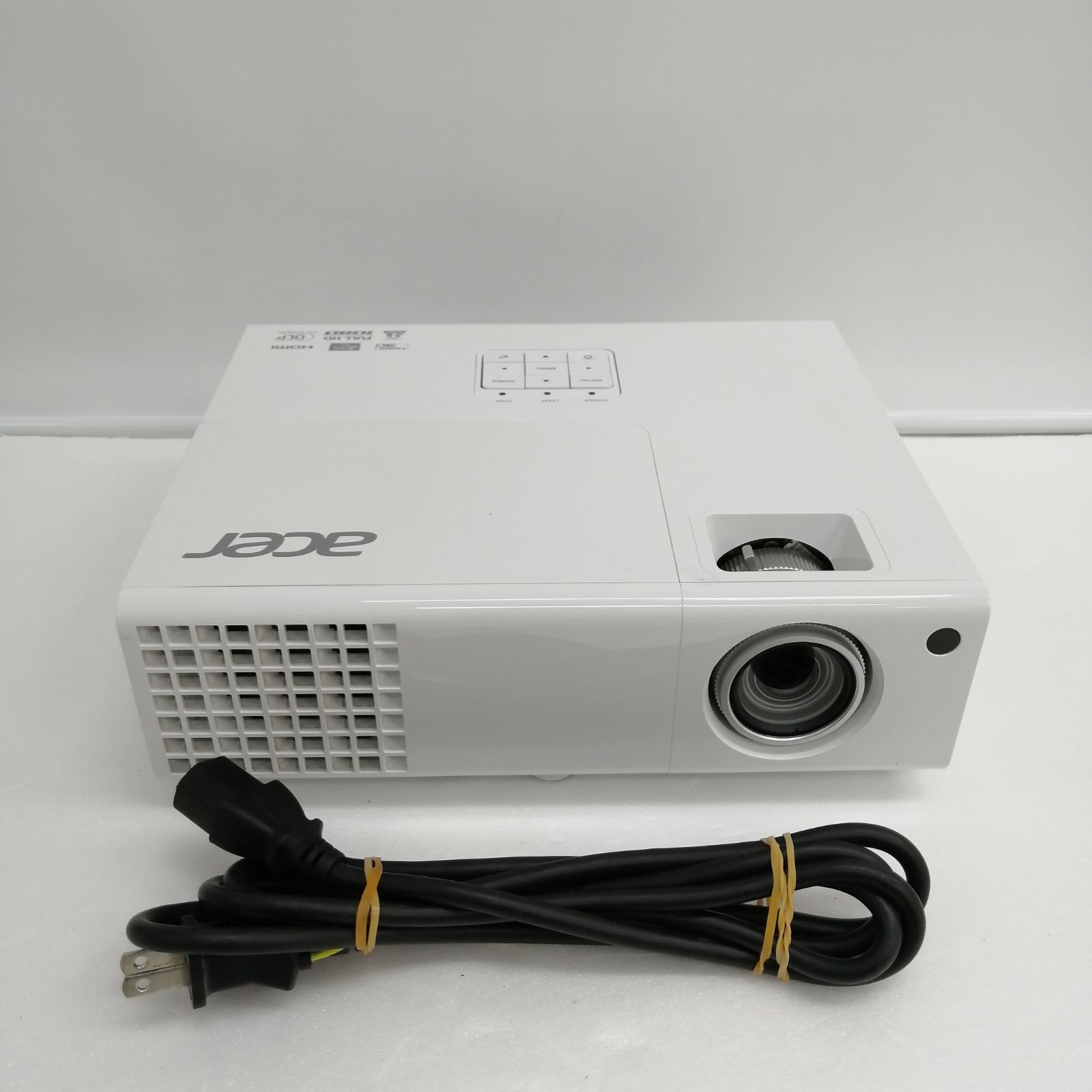 動作品 acer プロジェクター h6510bd
