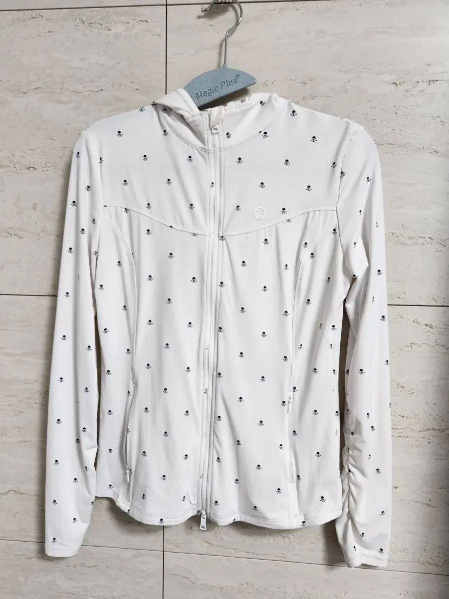 25新作 ジーフォアG/FORE ゴルフウェアレディースシャツ ホワイト G