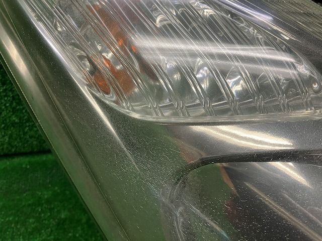 トヨタ ZNE10/14 ウィッシュ 後期 ヘッドライト左右 HID 68-13