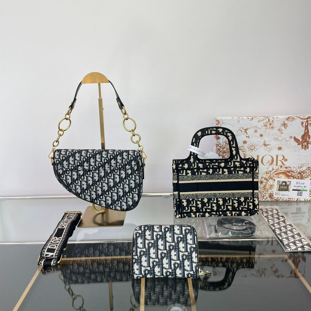 Dior ショルダーバッグ &お財布セット