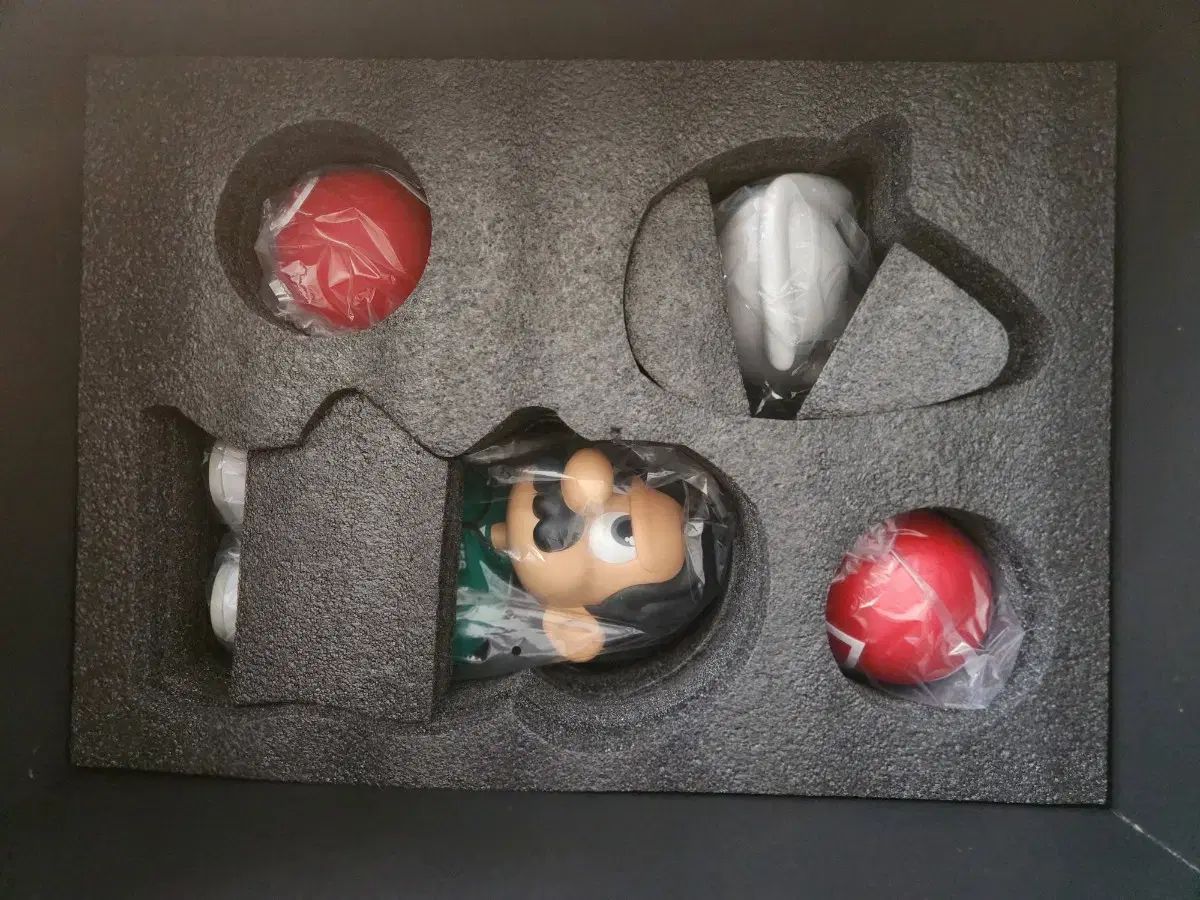 ♠