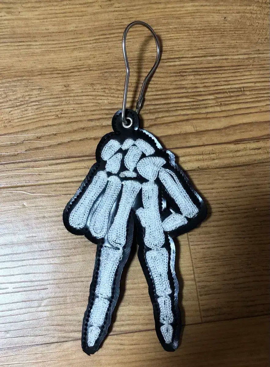OUR LEGACY ハンドキーリング スケルトン キーホルダー OUR LEGACY/アワーレガシー SKELETON KEY HOLDER SCISSORS