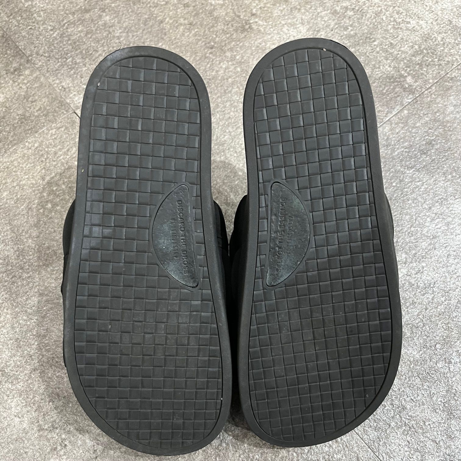 FOOT INDUSTRY フットインダストリー Down Slipper All Black