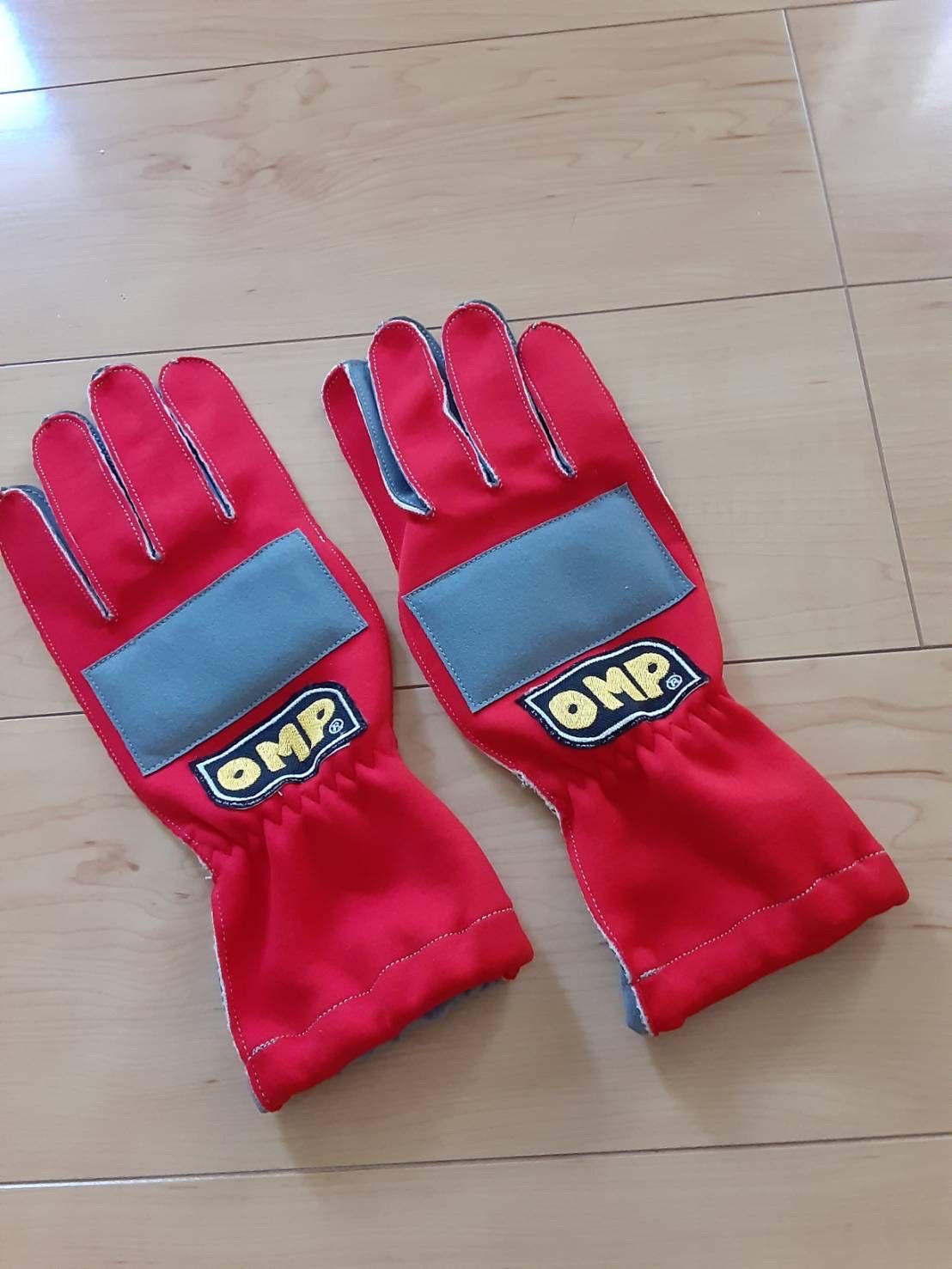 超レア!アイルトンセナOMPレーシンググローブ当時物 超レア!アイルトンセナOMPレーシンググローブ当時物 - メルカリ