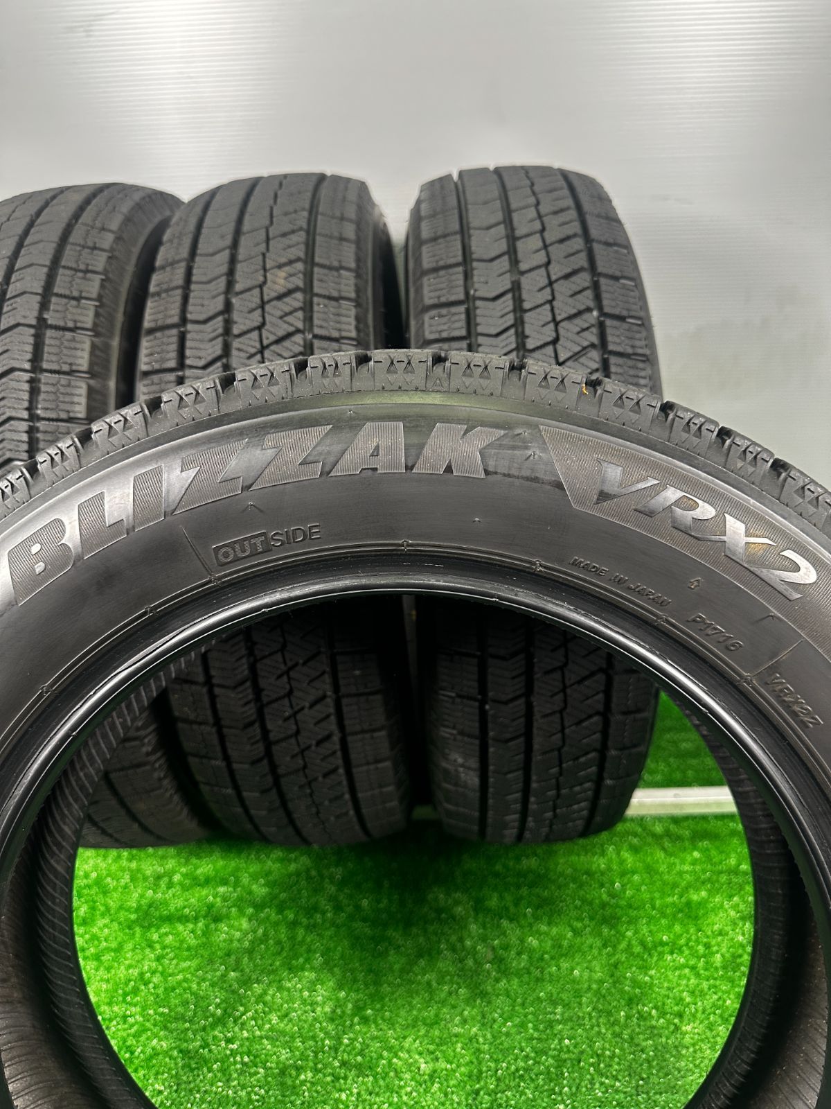 ブリヂストン VRX2