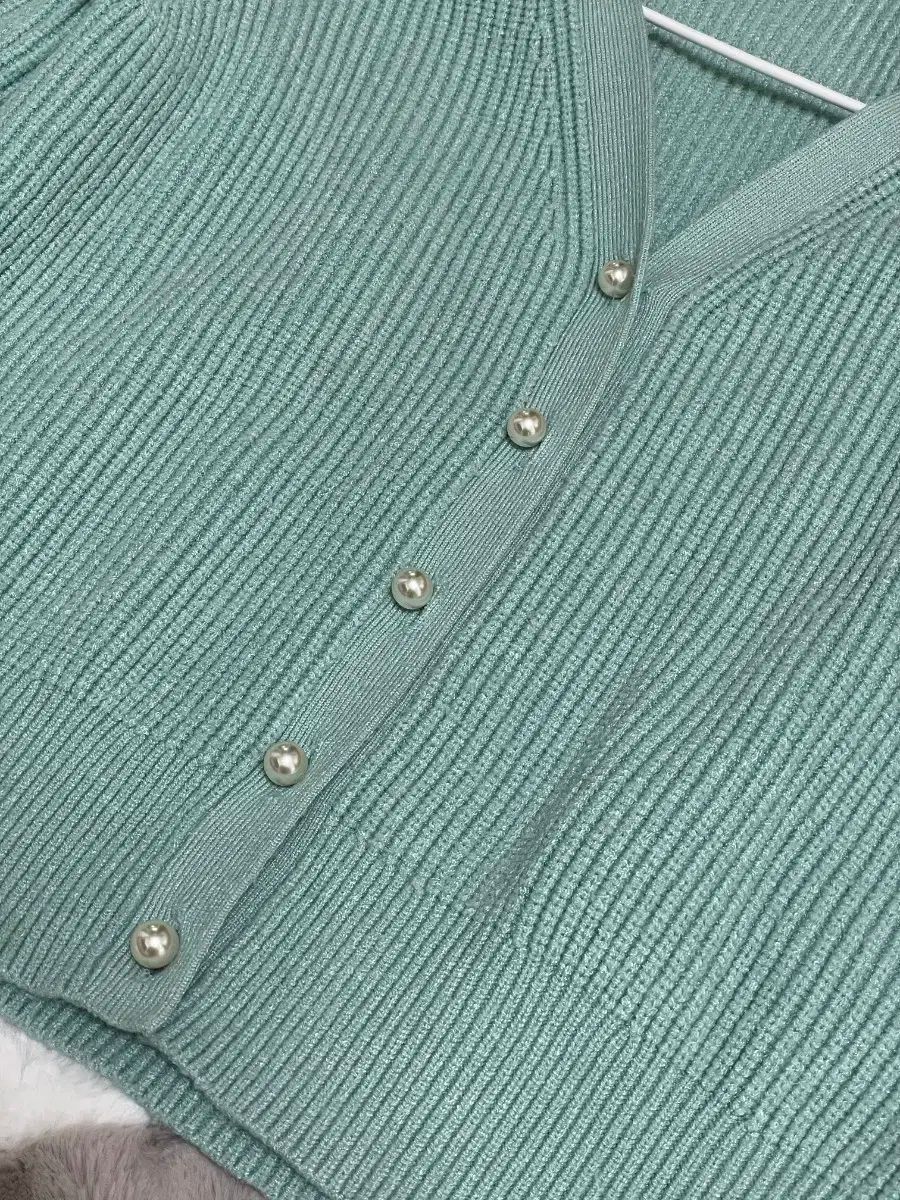 マージュ パールボタン ニットカーディガン