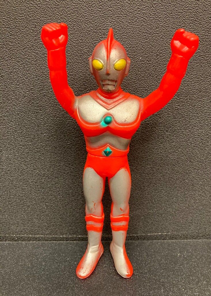 ポピー キングザウルス ウルトラマン80/両手上げ/赤成型/銀/13cm