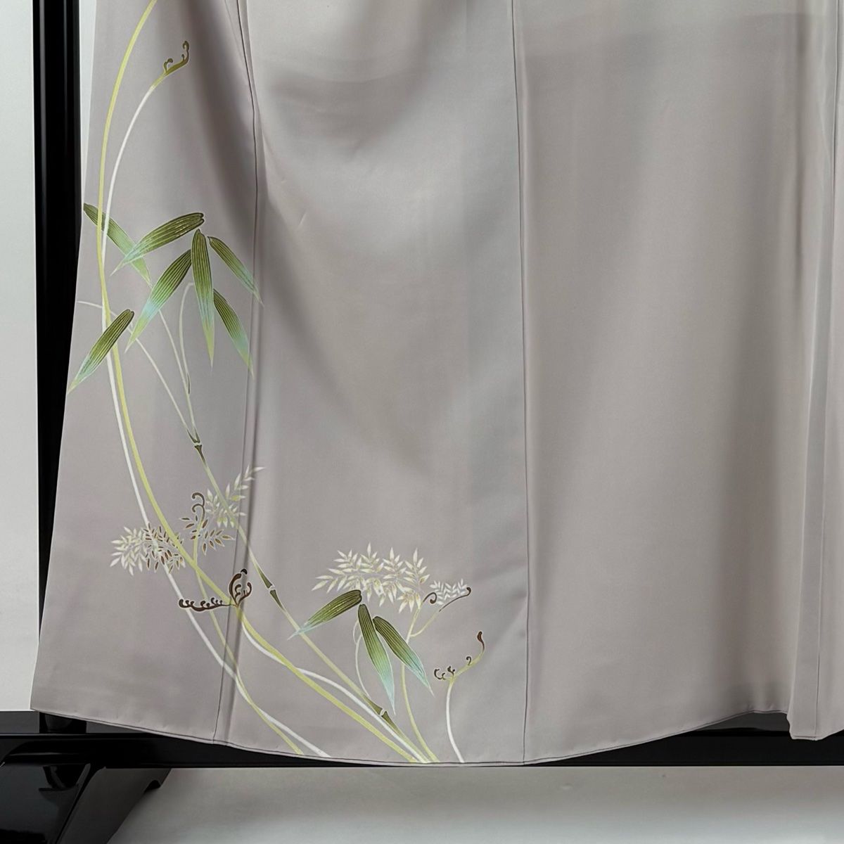 付下げ 身丈159cm 裄丈67cm M 袷 笹 葉柄 金彩 薄小豆 正絹 秀品