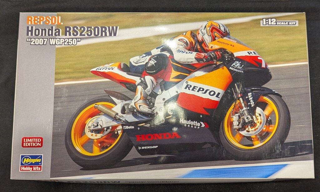 ハセガワ 1/12 レプソル ホンダ RS250RW `2007 WGP250` - メルカリ