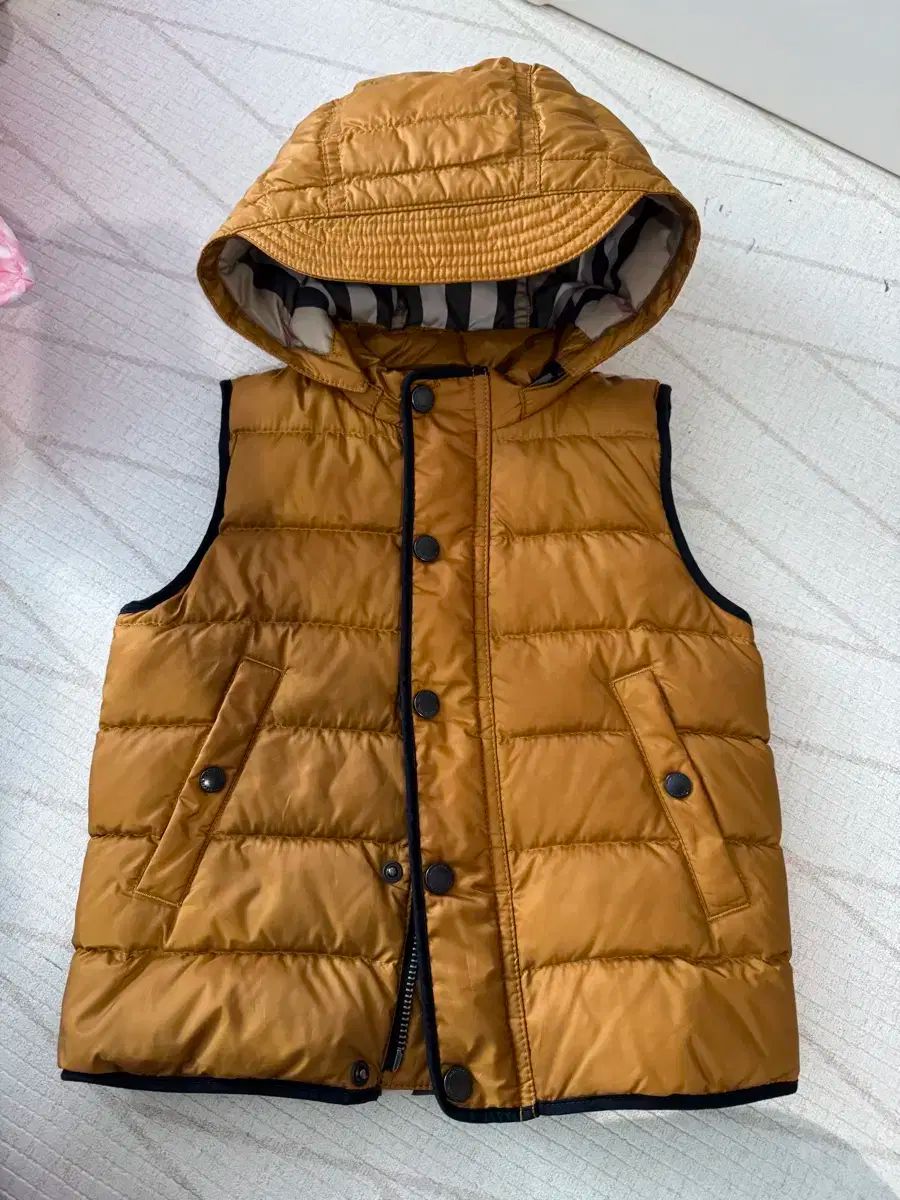 バーバリー♡ダウンベスト リバーシブル チェック ダウンベスト
