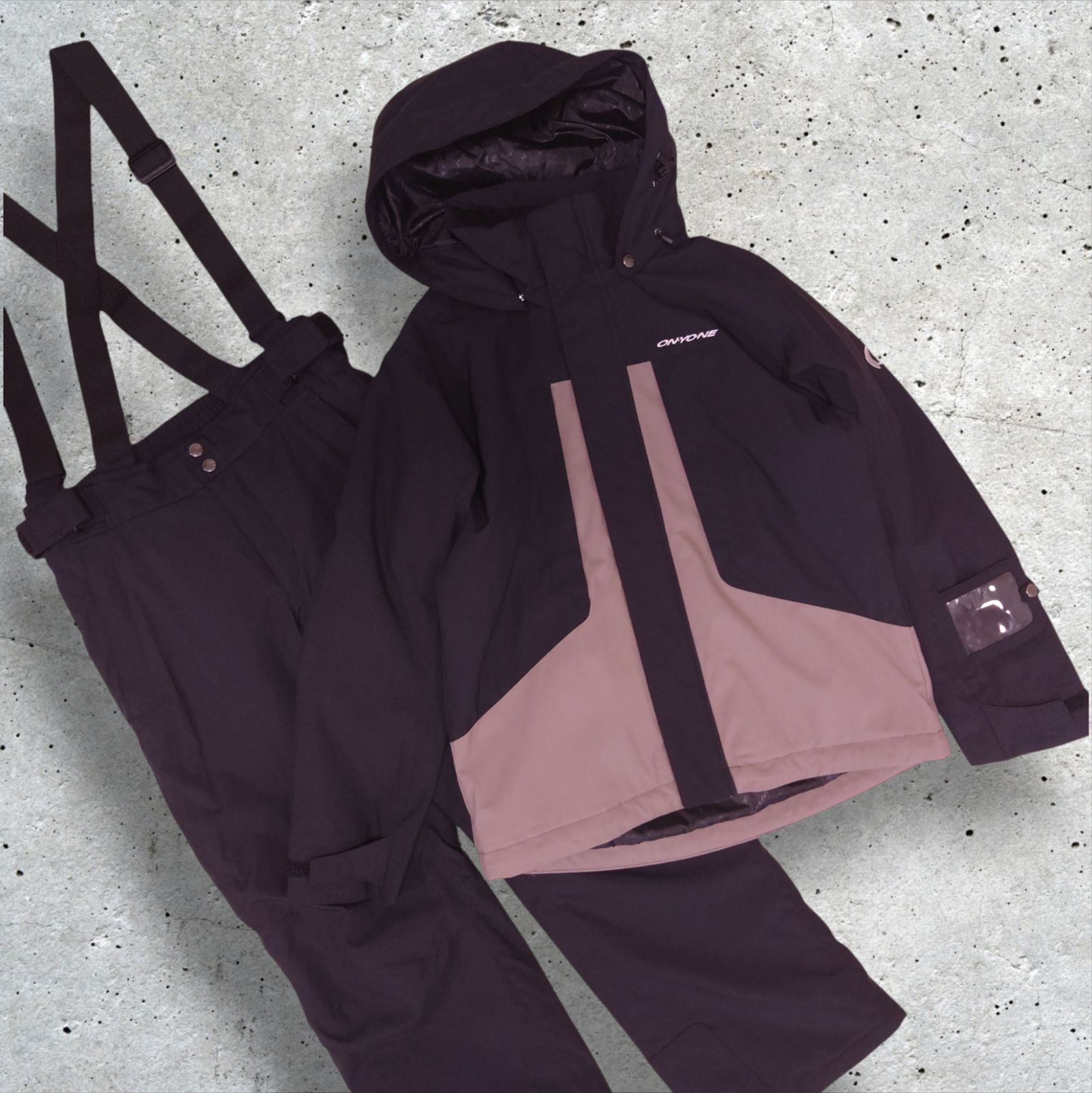 ONYONE 上下セット スキーウェア セットアップ ブラック