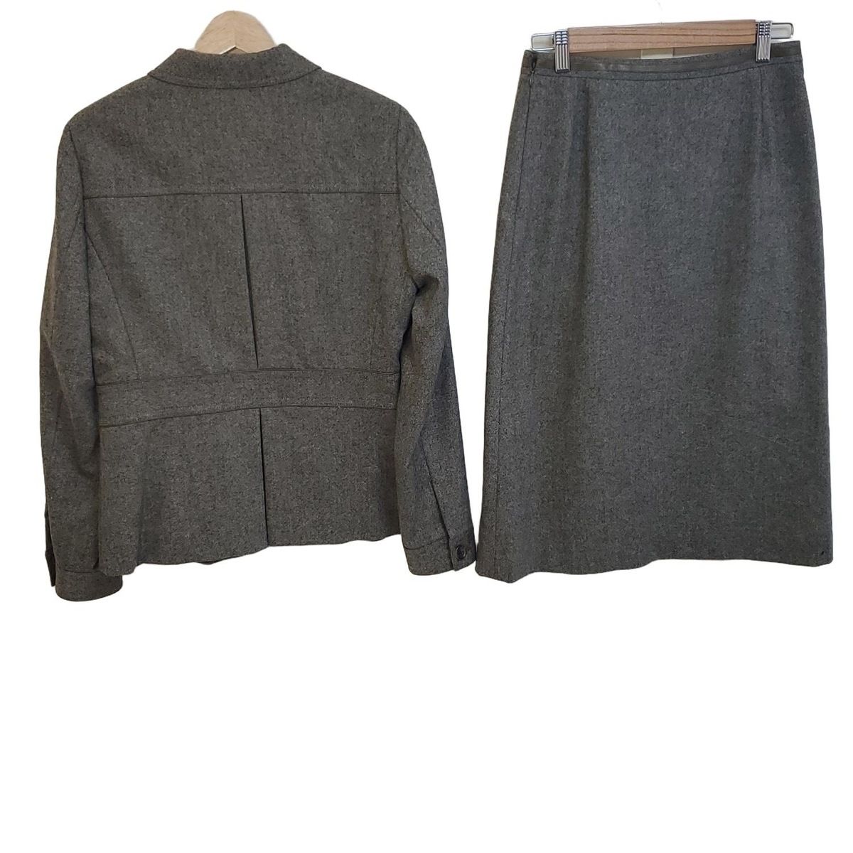 23区 ニジュウサンク スカートスーツ レディース - グレー×ライトグレー×カーキ