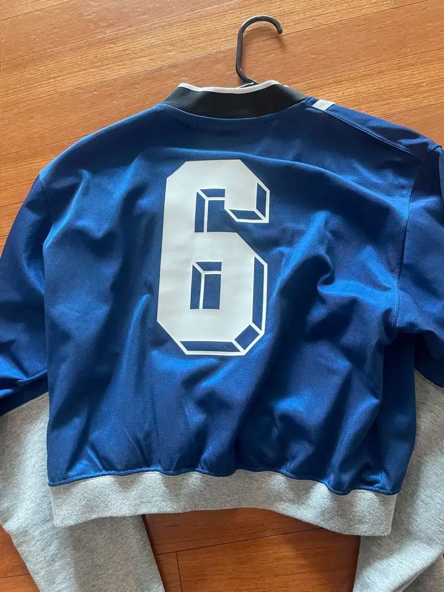 NIKE ナイキ クロップド トレーナー ウォームアップシャツ