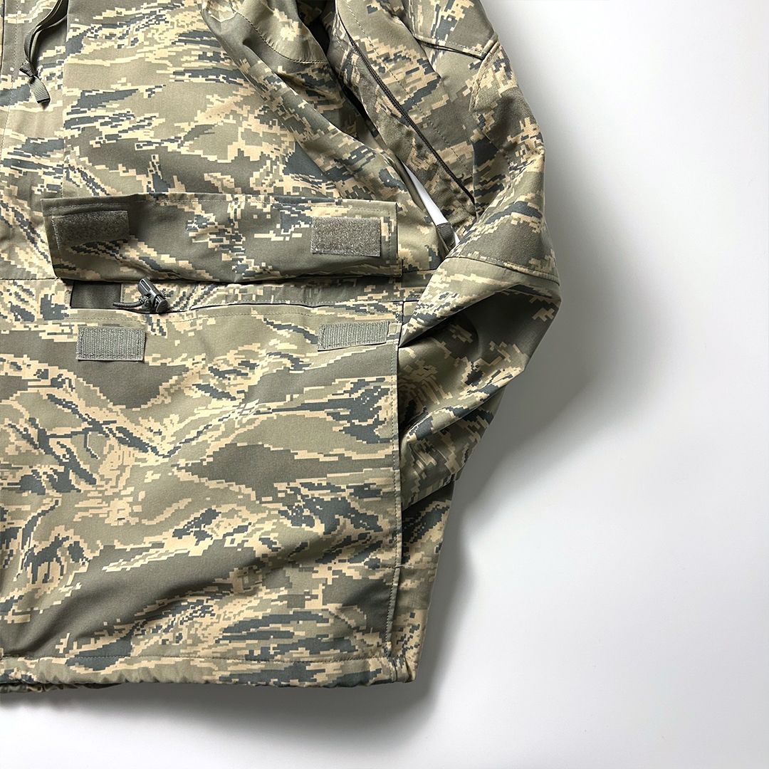 【クリーニング済】米軍 ECWCS GEN2 デジカモGORE-TEX ECWCS Gen2 GORE-TEX パーカー XL デジカモ 米軍実物 ゴアテック