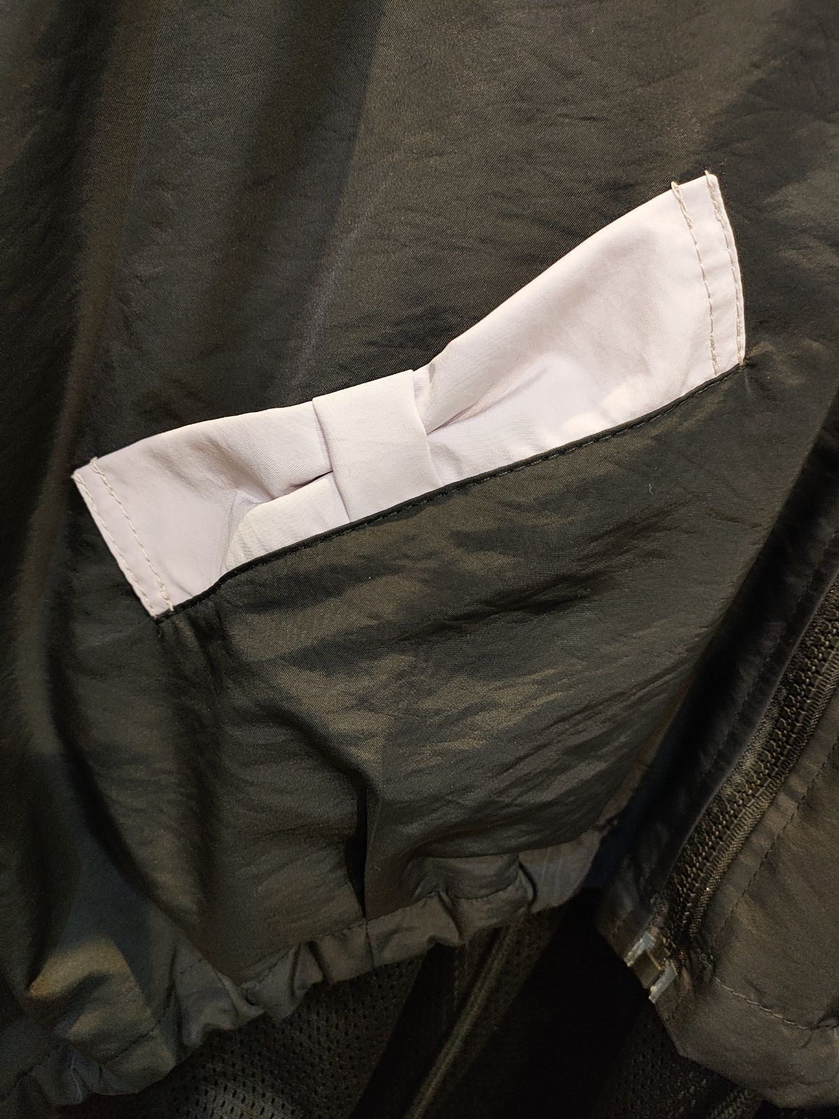 フリル襟ジャケット ブラック×ピンク