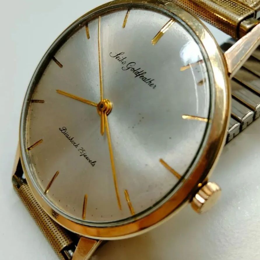 年代物 希少 1960年初期 】SEIKO セイコー 14K GOLD FEATHER ゴールドフェザー 25石 手巻き  （SNA）0231000301A - メルカリ