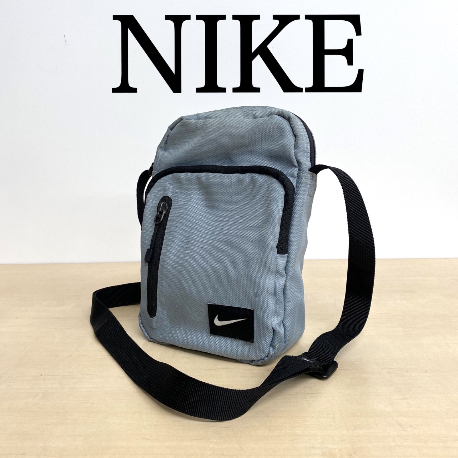 NIKE ナイキ 軽量 ショルダーバッグ B200 - メルカリ