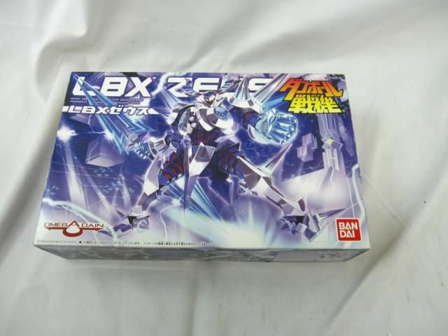 プラモデル バンダイ ダンボール戦機 LBXゼウス