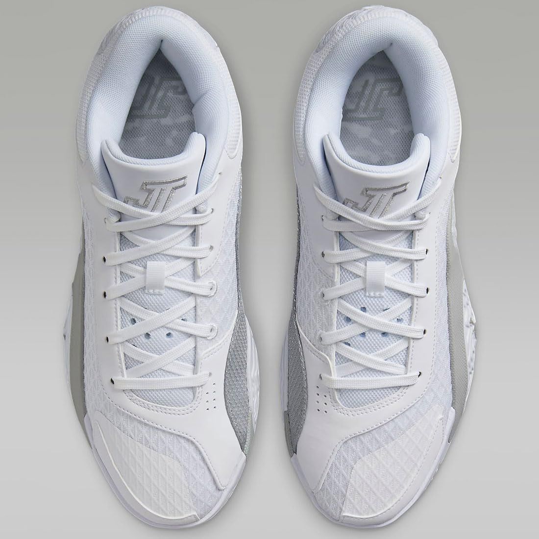 ホワイト グレーフォグ