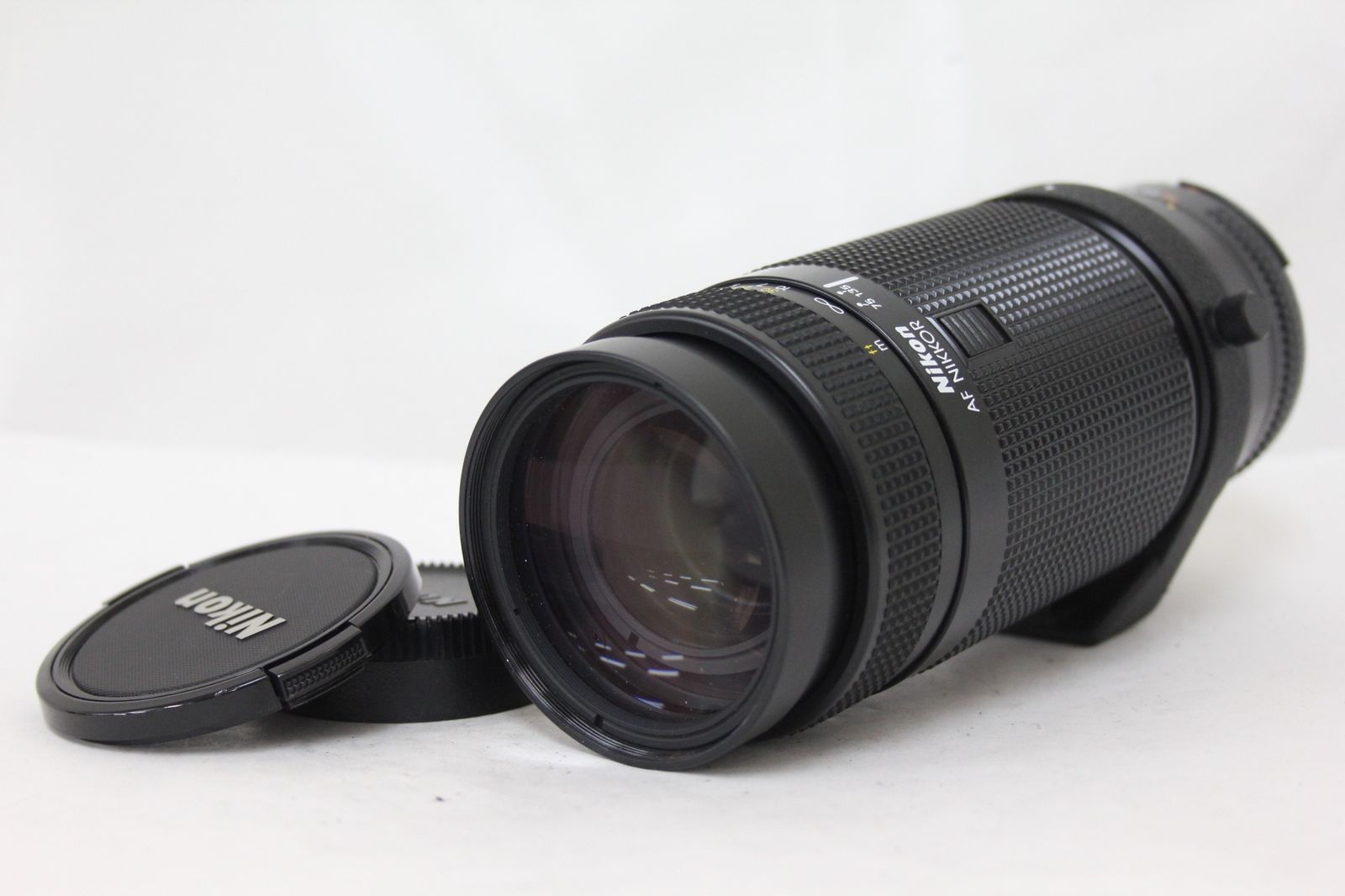 返品保証 ニコン Nikon AF Nikkor 75-300mm F4.5-5.6 三脚座 前後キャップ付き レンズ M5670