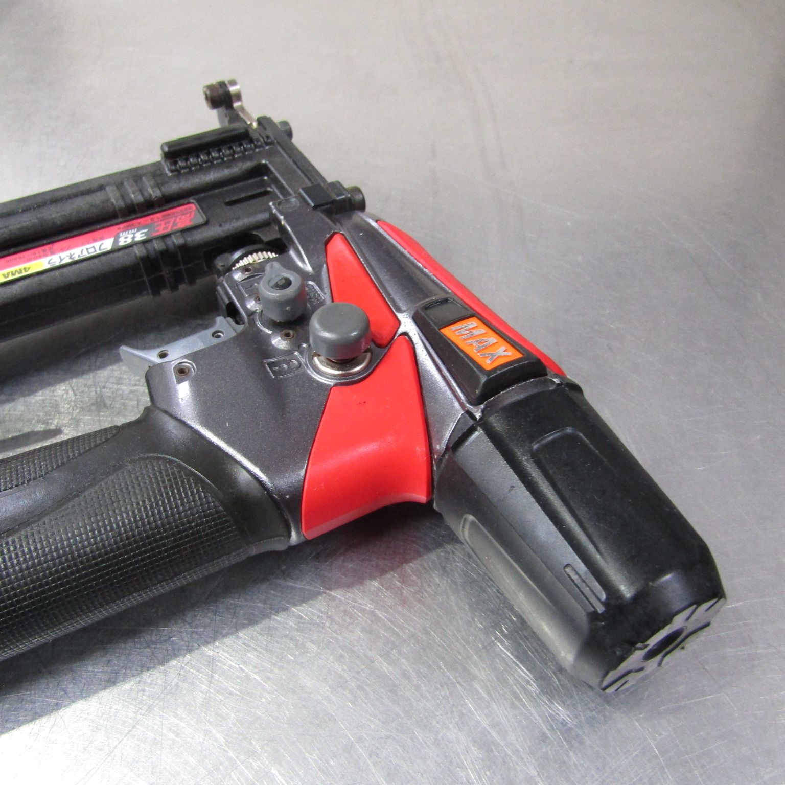 ★マックス(MAX) 高圧フロアタッカー HA-38F4(D)【町田店】 ☆マックス(MAX) 高圧フロアタッカー HA-38F4(D)【町田店