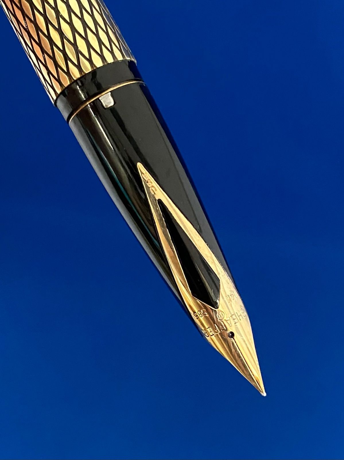 14K 585
