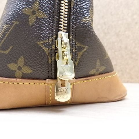 LOIUS VUITTON ルイヴィトン モノグラム アルマ 南京錠付き
