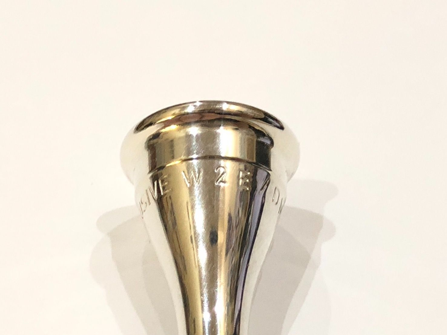 JK EXCLUSIVE W2E/DM4.2 ホルン用マウスピース【中古】 - メルカリ