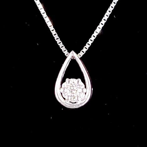 7way！ ダイヤモンド K18 WG ネックレス 鑑別書付 - メルカリ 